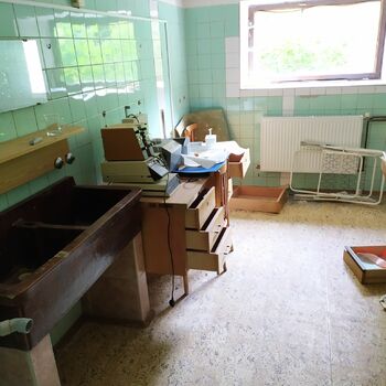 Učebna místnost interiér tabulka nábytek křeslo dům moderní domácí Učebna místnost interiér tabulka nábytek křeslo dům moderní domácí