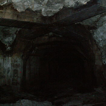 Richard Underground Factory