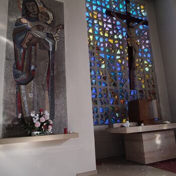 Verlassenes Waisenhaus 🧸⛪🖤