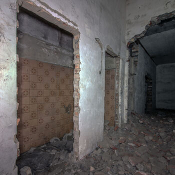 Velitelský bunkr na letišti, starý a nový