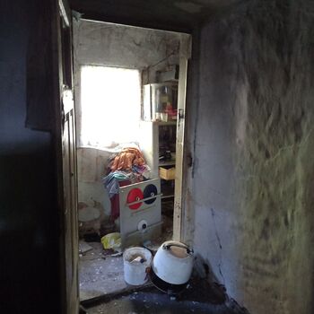 Das Haus, in dem alles hinterlassen wurde Das Haus, in dem alles hinterlassen wurde