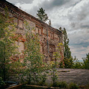 Brewery with underground factory
