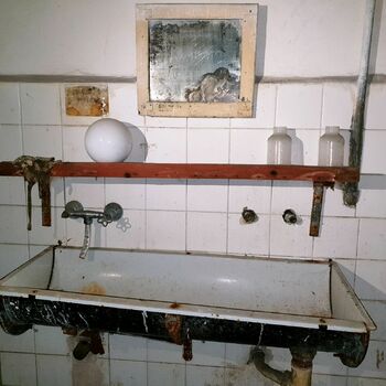 místnost interiér nábytek domácí dům umyvadlo Toaleta moderní kuchyně povodí výzdoba místnost interiér nábytek domácí dům umyvadlo Toaleta moderní kuchyně povodí výzdoba