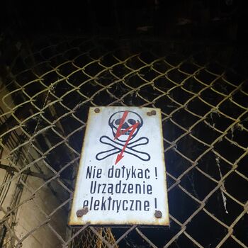 fence barrier obstruction