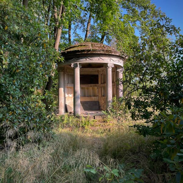 Remains of a villa + paper mill