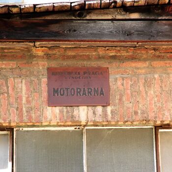 Unter den Fenstern von Pragovka - zum zweiten Mal Unter den Fenstern von Pragovka - zum zweiten Mal