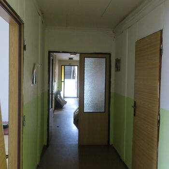 Ošklivý bytový dům