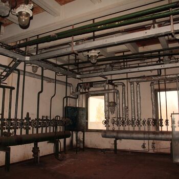 Remote chemical production building Remote chemical production building