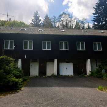 dům garáž budova střed Architektura domácí