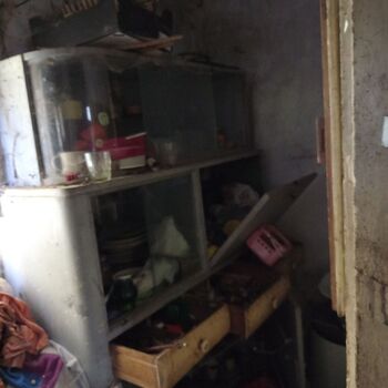 Das Haus, in dem alles hinterlassen wurde Das Haus, in dem alles hinterlassen wurde