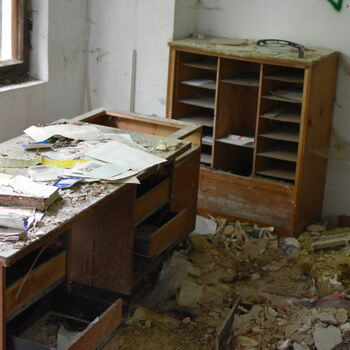 nábytek místnost interiér domácí dům