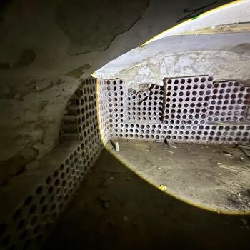 Palác u tlustého pána & přilehlý kolchoz