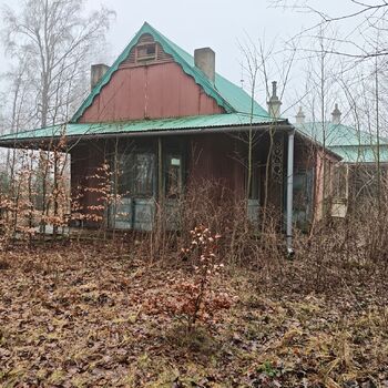 Co to bylo? Tábor nebo lovecký zámeček...