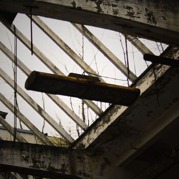 Kam zmizeli poslední pracovníci? Opuštěná přádelna