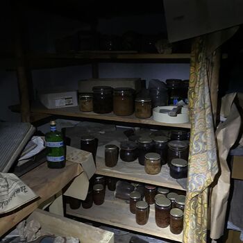 Opuštěný statek 2025