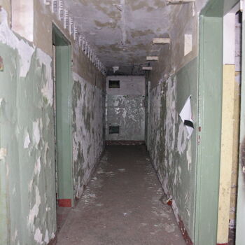 Kam zmizeli Rusové? Opuštěný sklad Javor 50