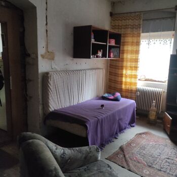 Dům Japonky a dluhů