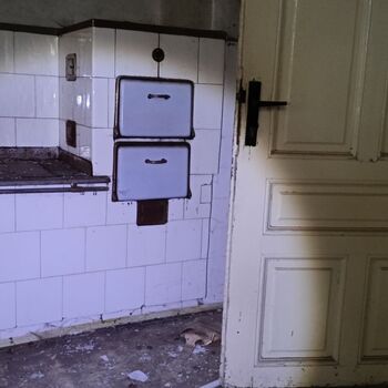 former school in Klíno