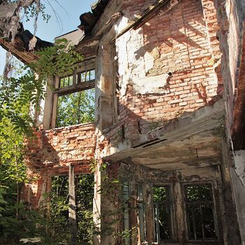 Remembering Elias before the fire