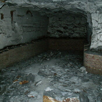 Richard Underground Factory