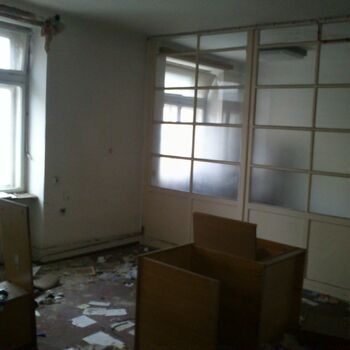 místnost interiér dveře nábytek domácí posuvné dveře dům moderní výzdoba podlaha Pohovka okno život byt