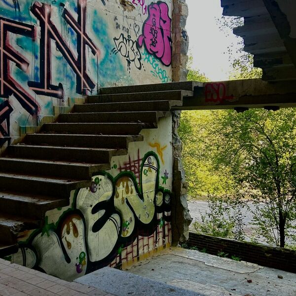 νσנηςké + země∂ěℓské αyayéáℓu