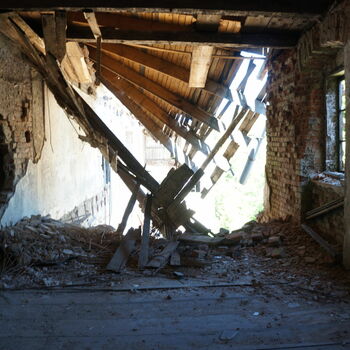 backhoe machine power shovel device ship