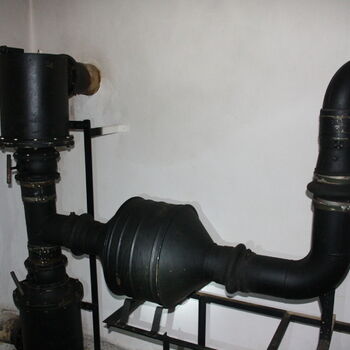 The terrifying underground! A semi-functional factory