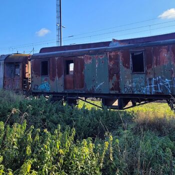 Po kolejích v zatáčce