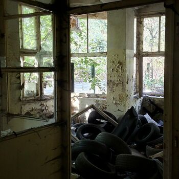 sliding door door movable barrier interior room home barrier chair house