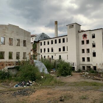 Ehemalige Fabrik für gebogene Waren