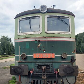 Toulání po pražcích