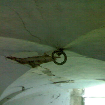 Opuštěný zámek s kaplí na Moravě Opuštěný zámek s kaplí na Moravě