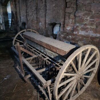 Abandoned cow shed🐮 Abandoned cow shed🐮