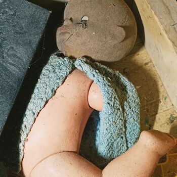 House with old Volga and big cross ✟ House with old Volga and big cross ✟