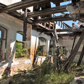 Remembering Elias before the fire