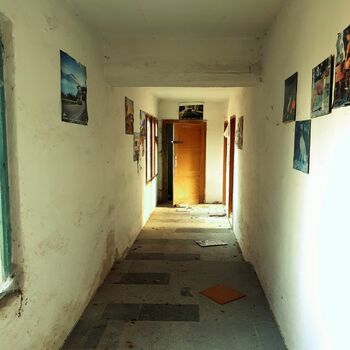 věznice nápravném zařízení Buňka nápravného zařízení instituce