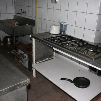 Kdo tady vařil? Opuštěná restaurace