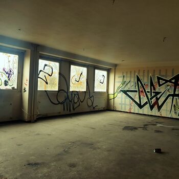 garage room interior