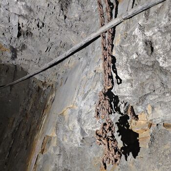 Proč se tu přestalo těžit? Opuštěné doly...