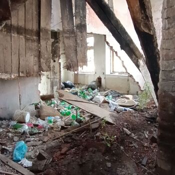 Štemberk - Opuštěná nádražní budova (můj 4. urbex) Štemberk - Opuštěná nádražní budova (můj 4. urbex)