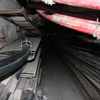 The terrifying underground! A semi-functional factory