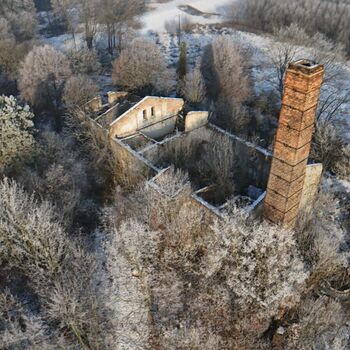 Palác u tlustého pána & přilehlý kolchoz