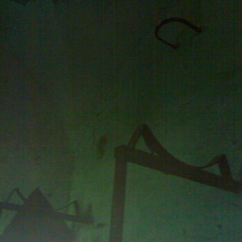 Opuštěný zámek s kaplí na Moravě Opuštěný zámek s kaplí na Moravě