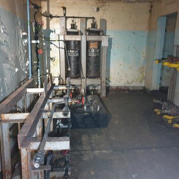 forklift wheeled vehicle vehicle