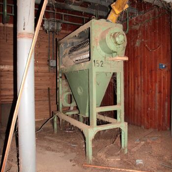 Machine mill Machine mill