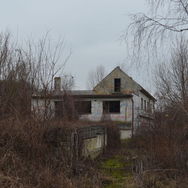 Vinarna/diskotéka u Veverek