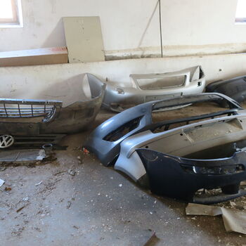 Autodílna ve stavebninách ?