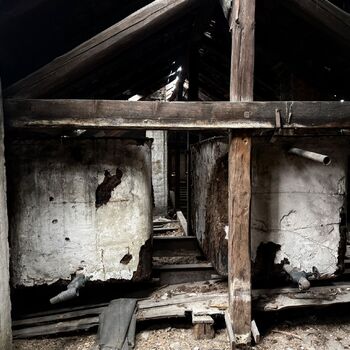 Zámek ve smrk paketu