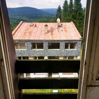building beam boathouse shed